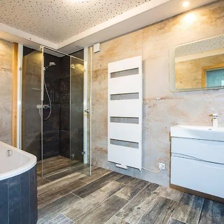 Roky Apartment